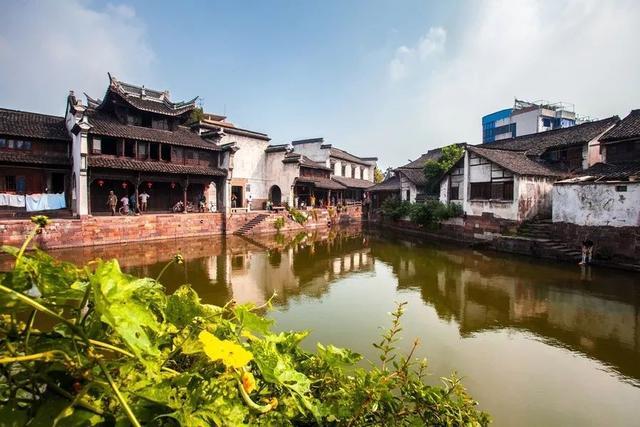 至圣先师孔老夫子为第一人